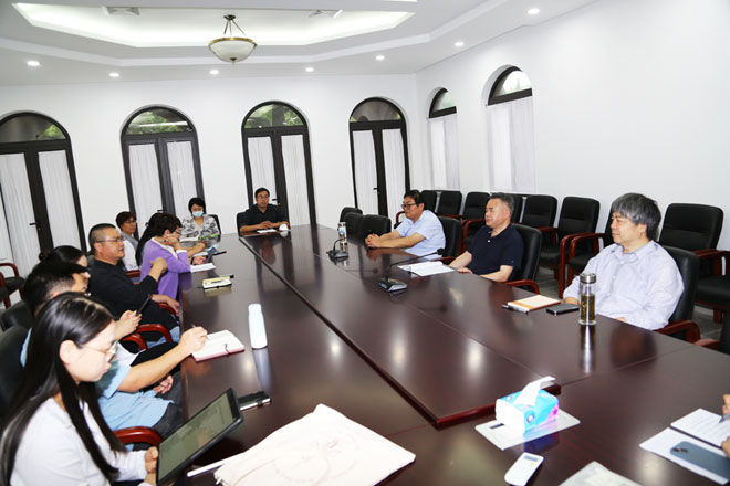 华东神学院专职教师学习上海市宗教工作会议精神 华东神学院专职教师学习上海市宗教工作会议精神